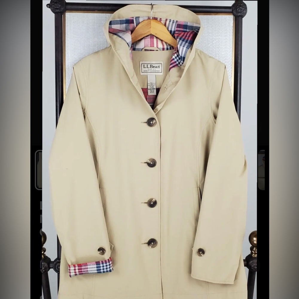 LL Bean Women’s Khaki Macintosh Jacket Flannel Lined Rain Long Coat